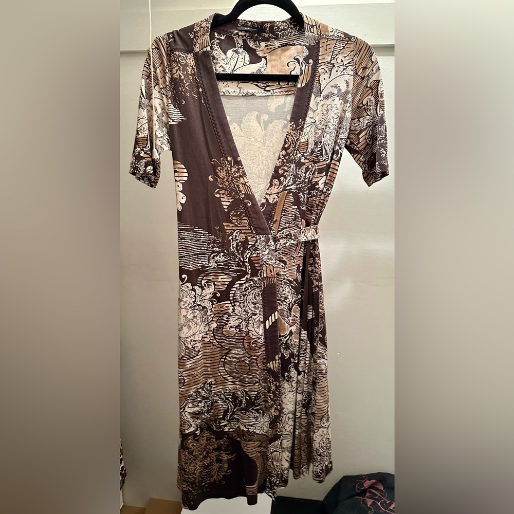 Elie Tahari Brown and White Silk Wrap Midi Dress